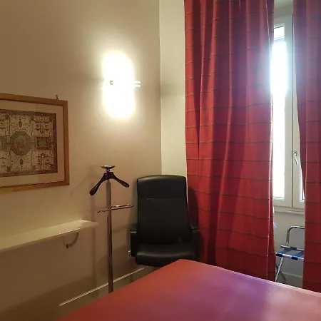 Popolo Square Deluxe Flat